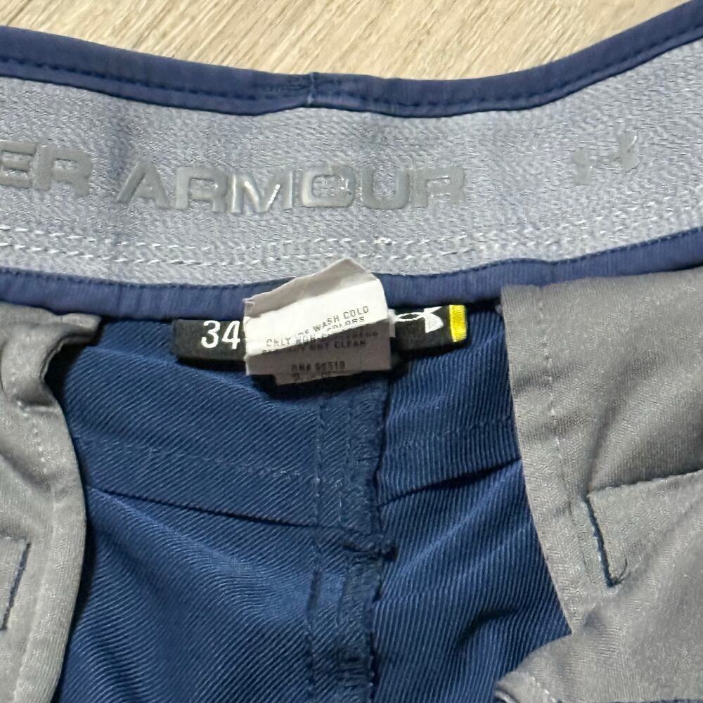 Under Armour Men’s Blue Golf Shorts Size 34 Loose Fit Flat Front Active - Picture 2 of 7